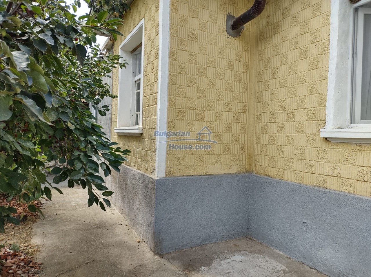 13565:66 - The WALNUT HOUSE - renovated property 55 km from Plovdiv