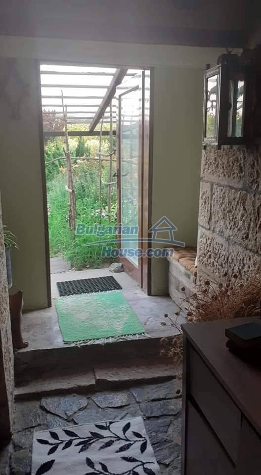 13566:33 - AUTHENTIC BULGARIAN HOUSE with a swimming pool!