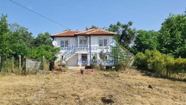 13572:2 - Two storey house for sale 20 km from Elhovo 