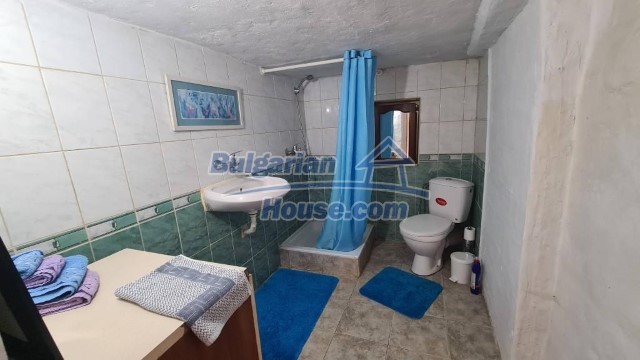 13572:18 - Two storey house for sale 20 km from Elhovo 