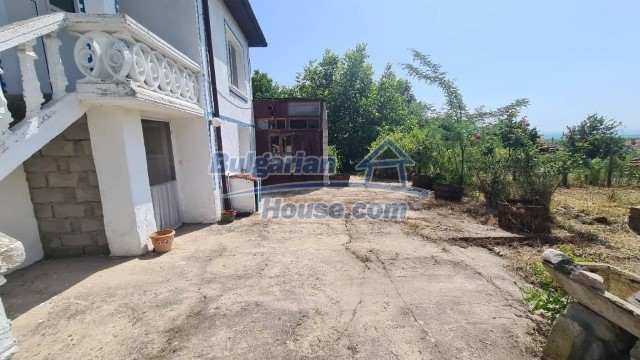 13572:5 - Two storey house for sale 20 km from Elhovo 