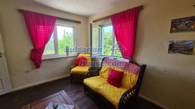 13572:37 - Two storey house for sale 20 km from Elhovo 