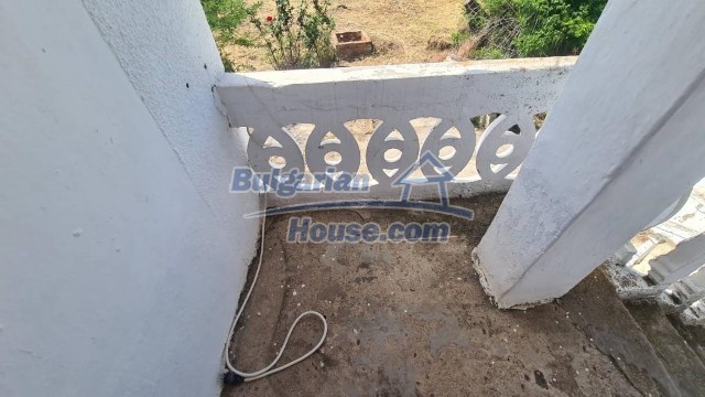13572:46 - Two storey house for sale 20 km from Elhovo 