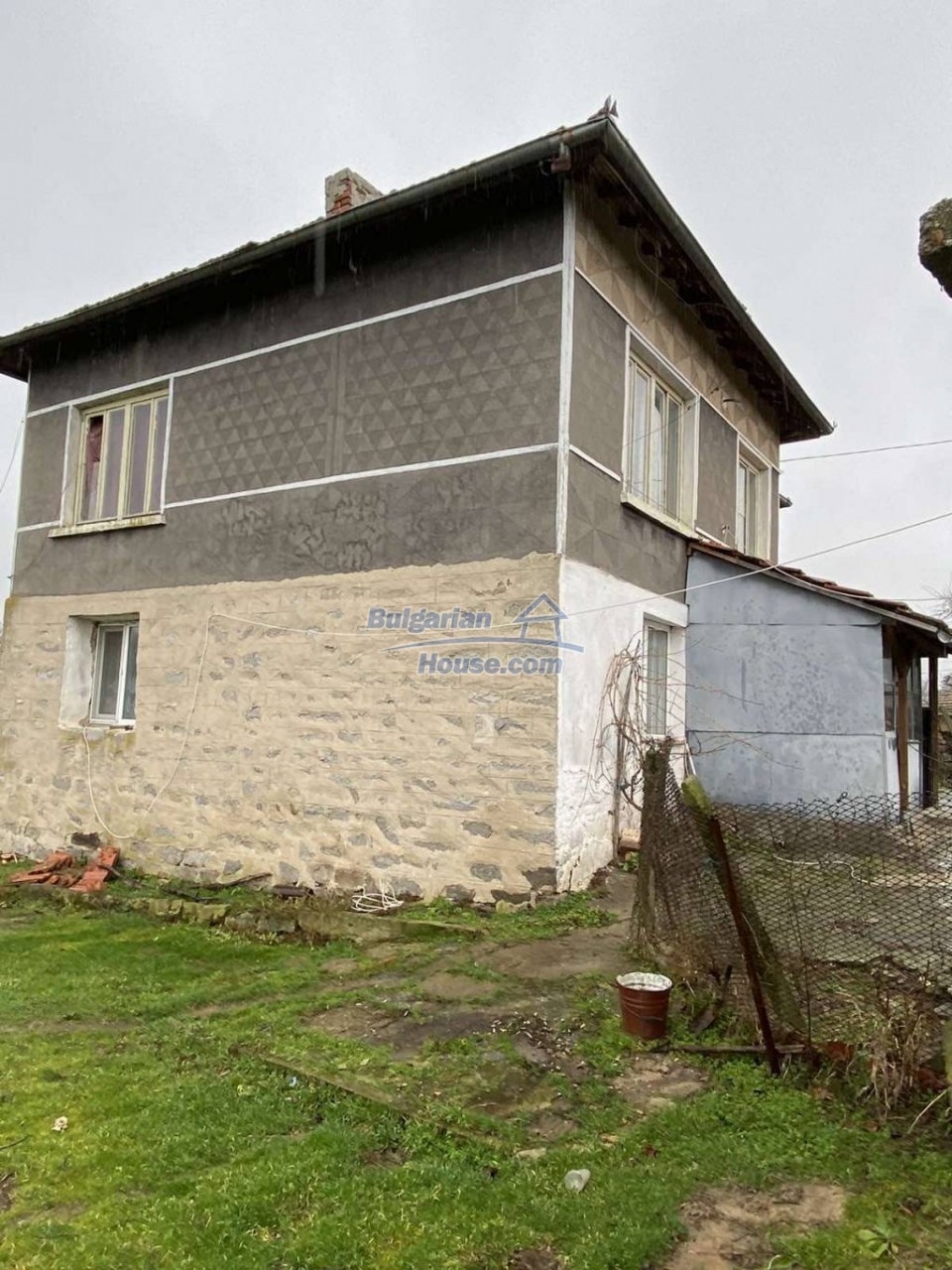 13575:3 - House in good condition 9 km from Elhovo and 100 km from Burgas