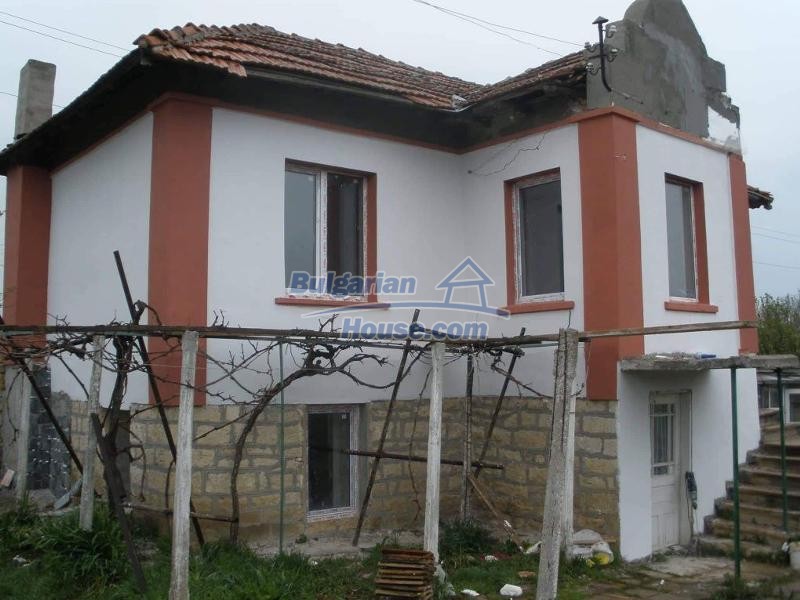Houses / Villas for sale near Varna - 13582