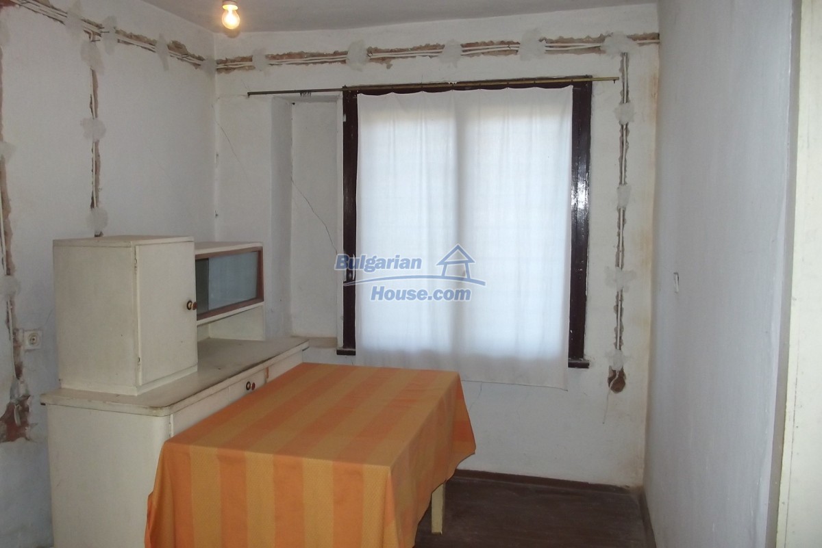 9261:26 - Four bedroom Bulgarian house for sale in Vratsa region