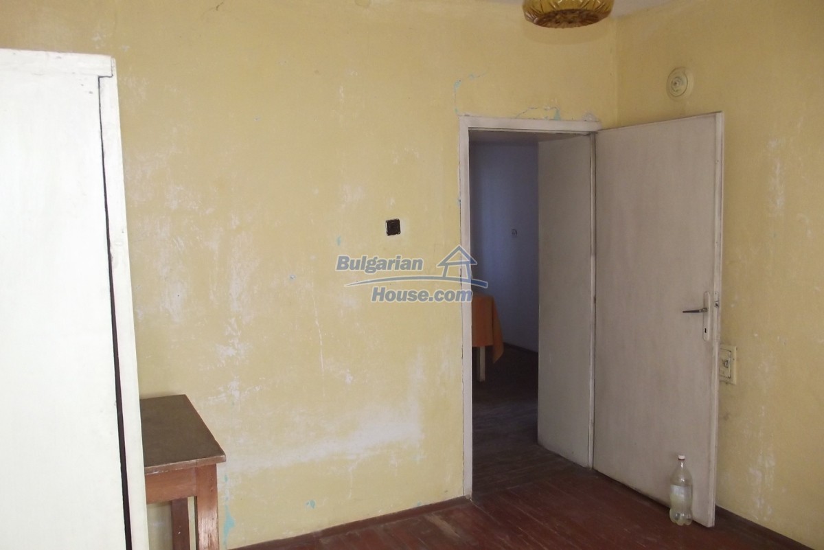 9261:39 - Four bedroom Bulgarian house for sale in Vratsa region