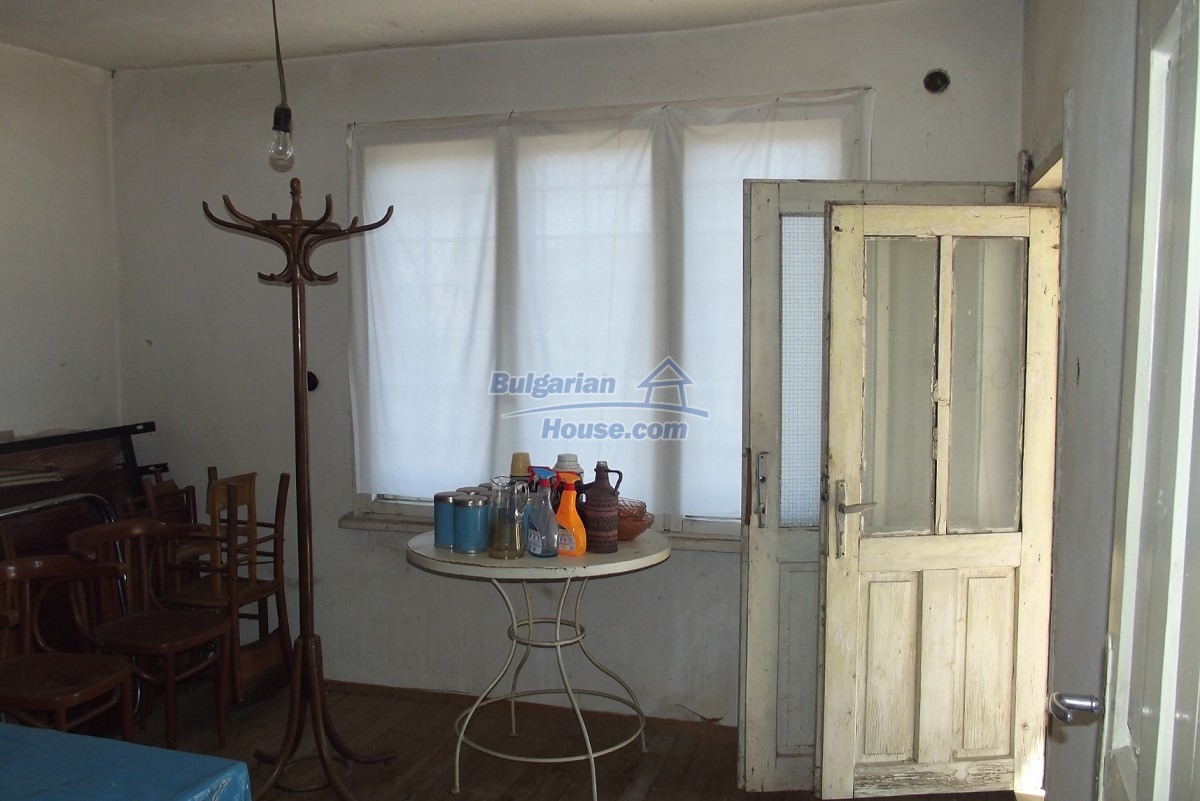9261:68 - Four bedroom Bulgarian house for sale in Vratsa region