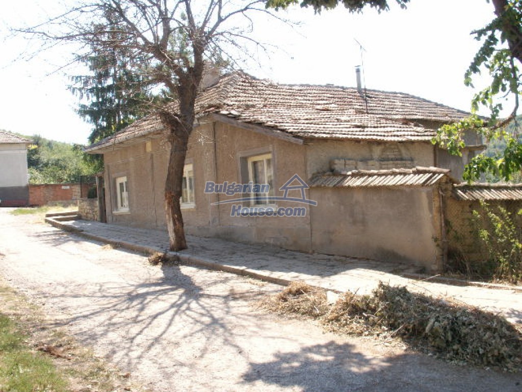 13605:5 - Bulgarian properties house in a lovely village not far to Danube