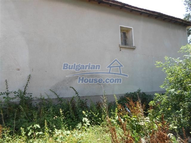 13617:17 - Rural house with a big garden 50 km to Turkish border Haskovo re
