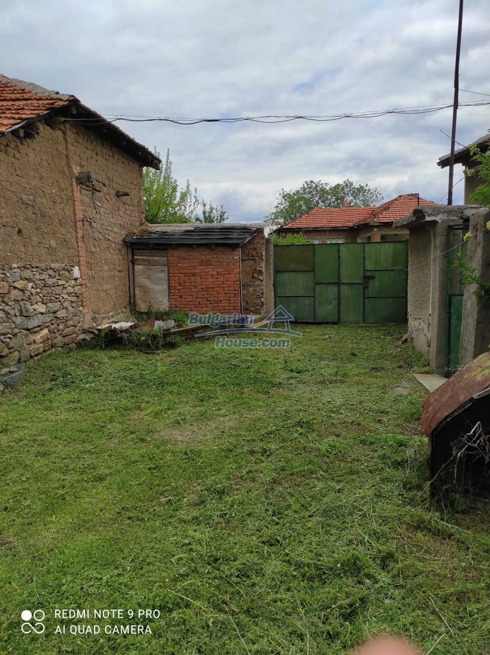 13620:28 - House with a garden  in good condition 15 km from Harmanli