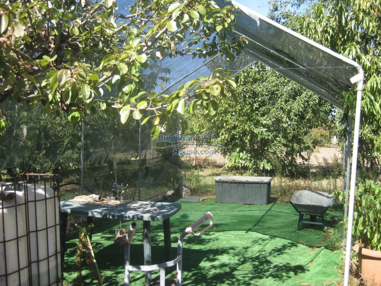 13629:15 - House for sale with a garage, hydrofoil next to KAVARNA