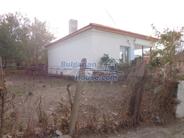 13717:5 - Renovated two storey house 12 km from Elhovo and 40 km to Turkey