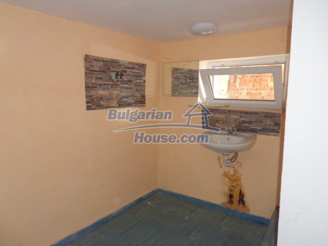 13717:17 - Renovated two storey house 12 km from Elhovo and 40 km to Turkey