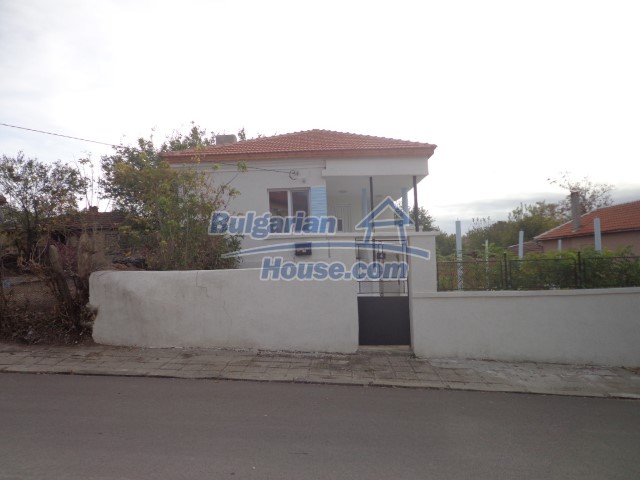 13717:3 - Renovated two storey house 12 km from Elhovo and 40 km to Turkey