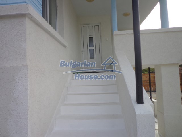 13717:19 - Renovated two storey house 12 km from Elhovo and 40 km to Turkey