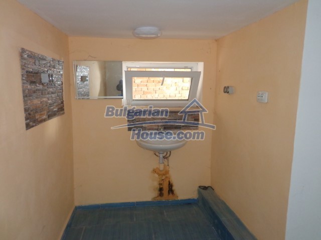 13717:18 - Renovated two storey house 12 km from Elhovo and 40 km to Turkey