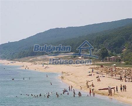 13732:17 - ONE-STOREY FURNISHED HOUSE in the village of Yunets, Varna 