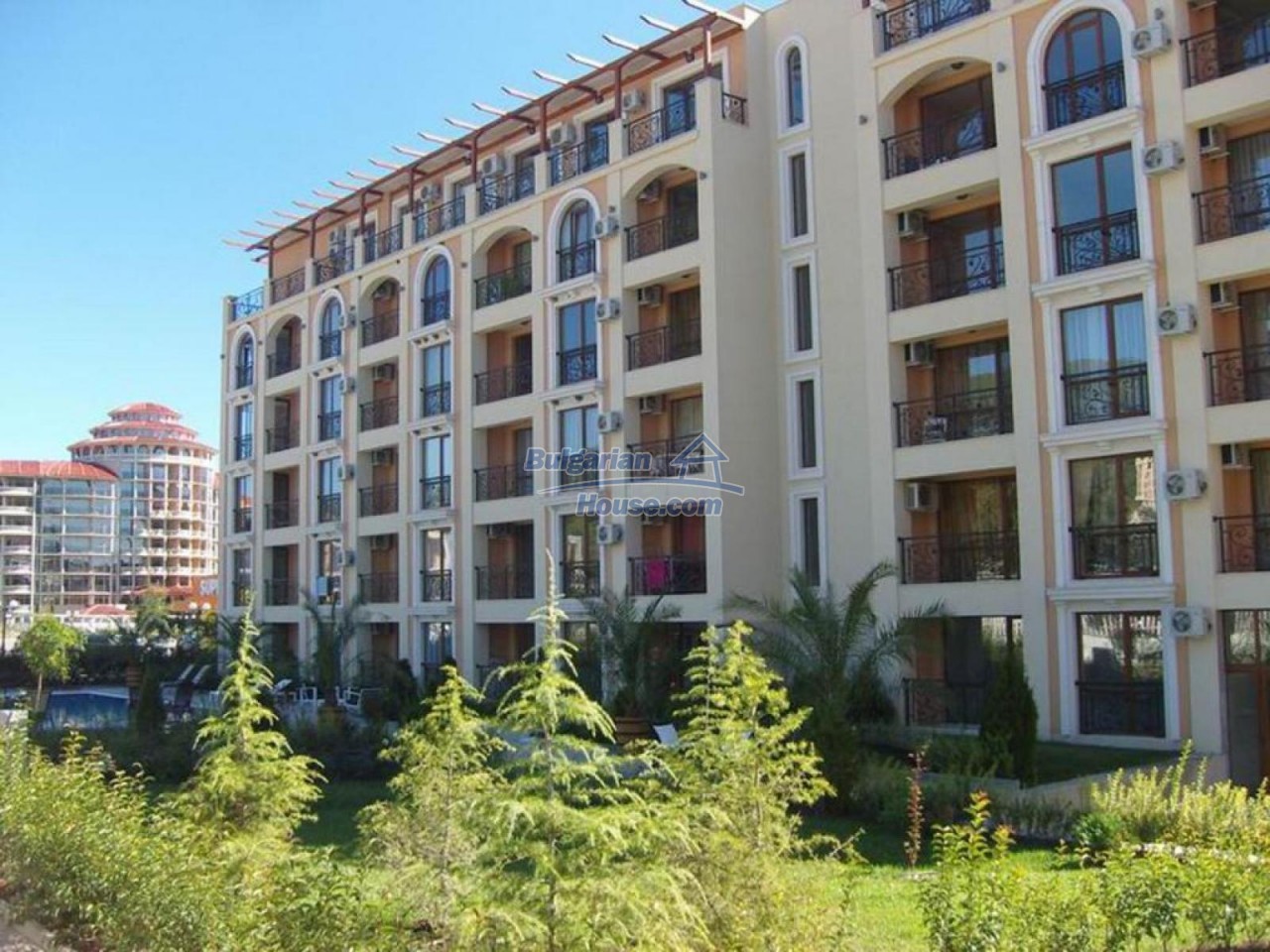 13751:1 - Studio apartment for sale  in Elenite 200 meters from the sea 