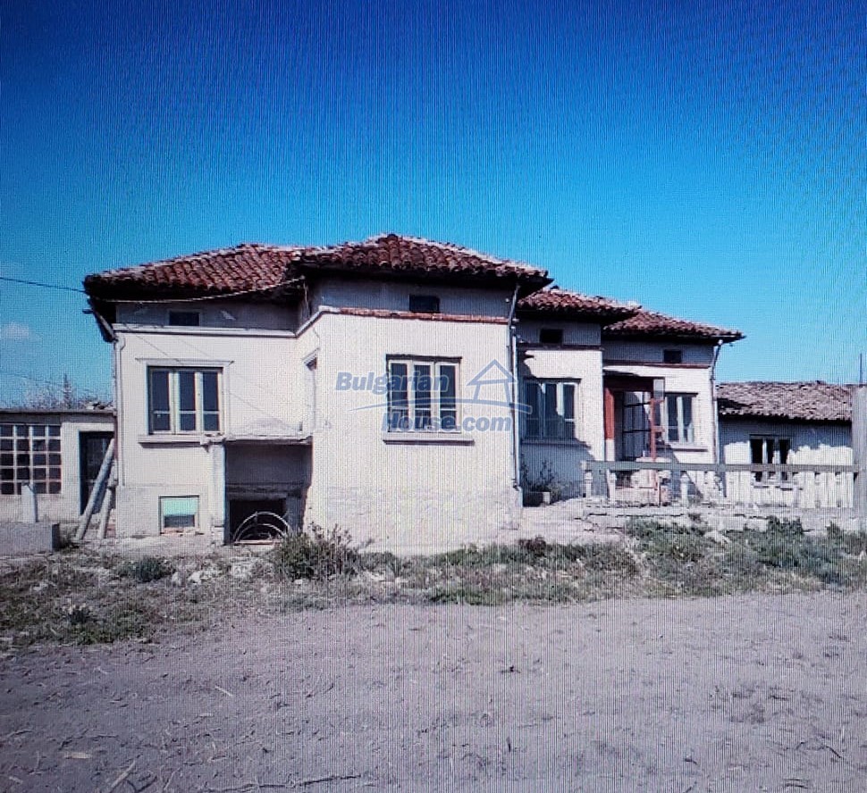 13769:1 - Old house for renovation with a nice location near Balchik