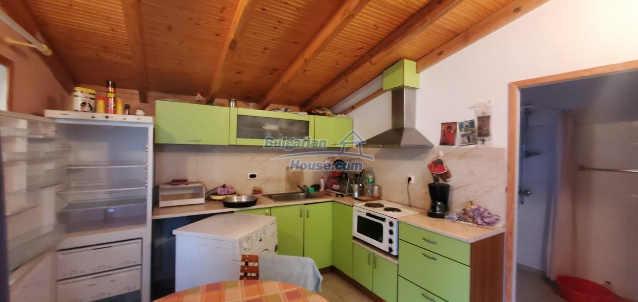 13439:28 - Cozy Bulgarian property ONLY 20 km to the sea ready to live in