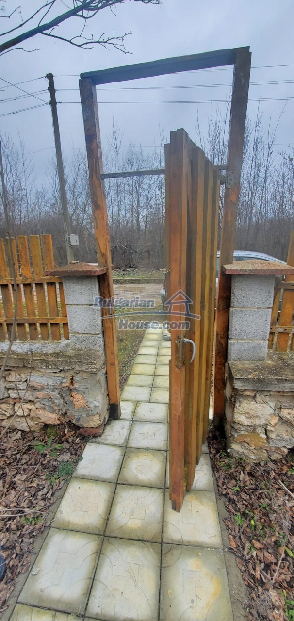 13439:39 - Cozy Bulgarian property ONLY 20 km to the sea ready to live in