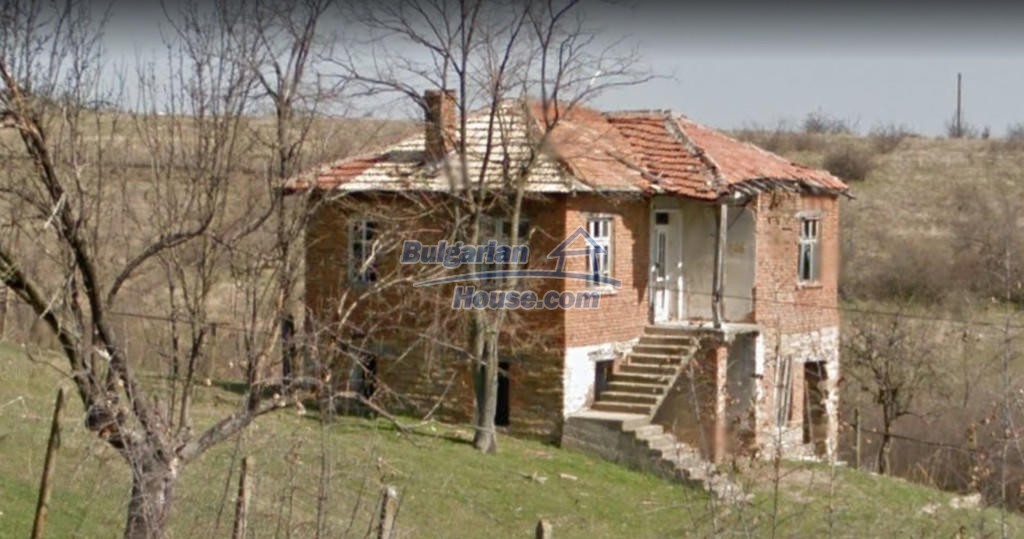 13971:1 - Bulgarian house with big garden 55 km from the sea Burgas region