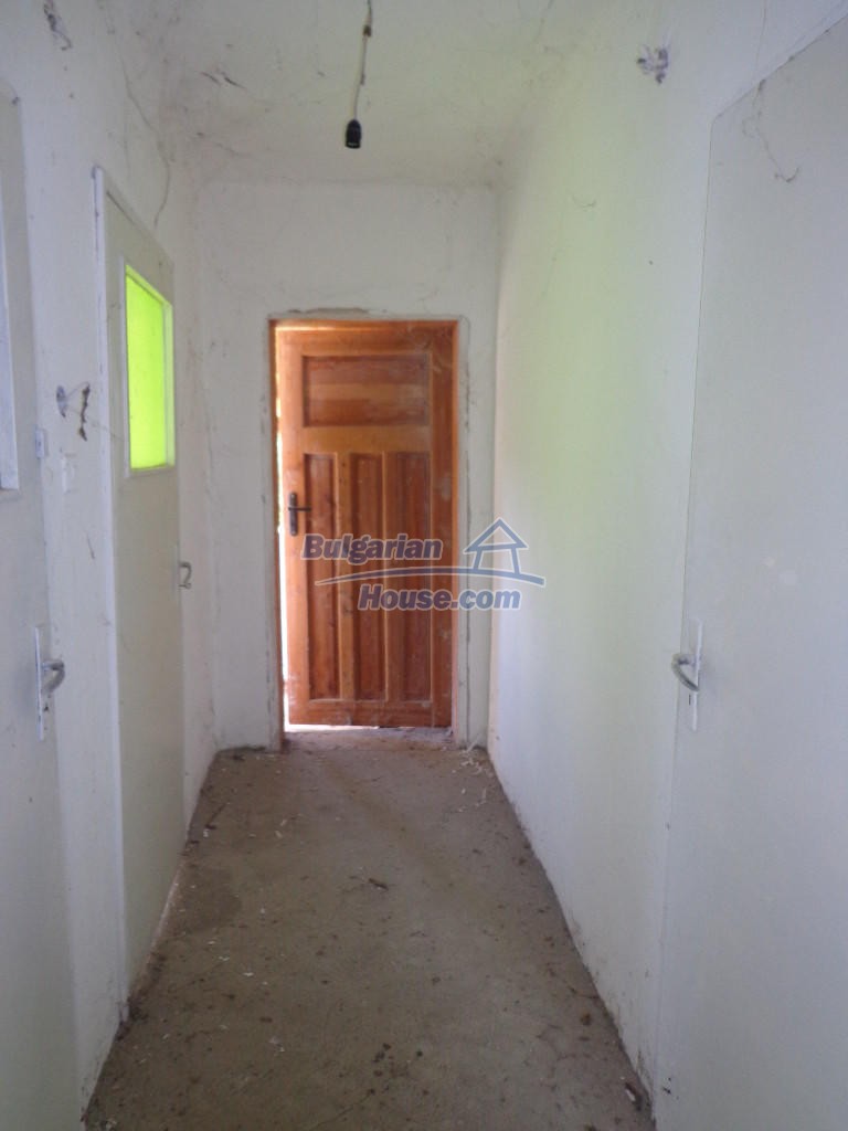 13974:23 - Bulgarian house 30 km from Burgas and the sea Sredets municipali