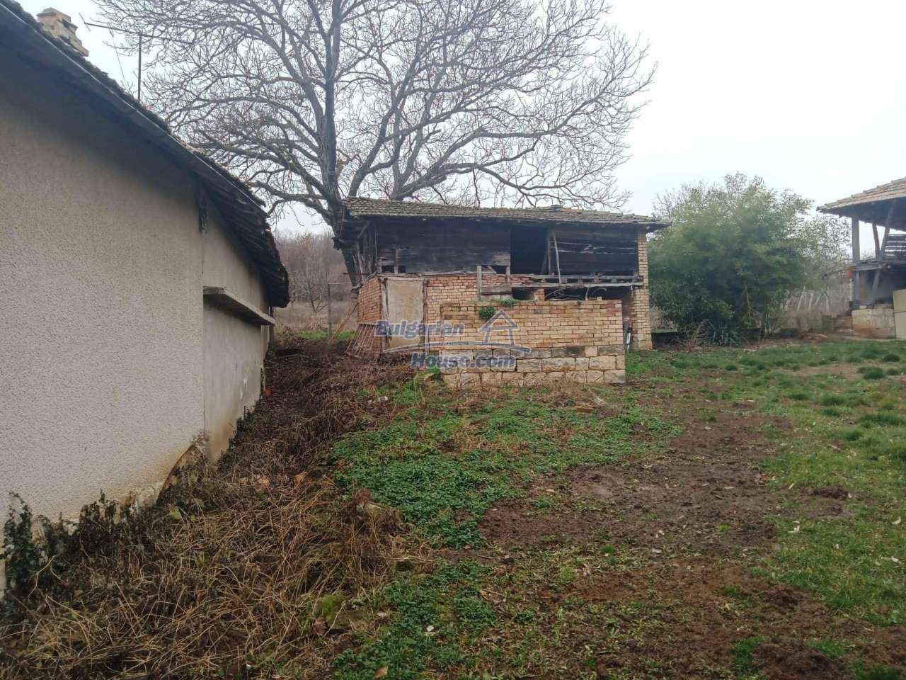 13980:35 - Rural Bulgarian house 200 m from forest ready to move in Popovo