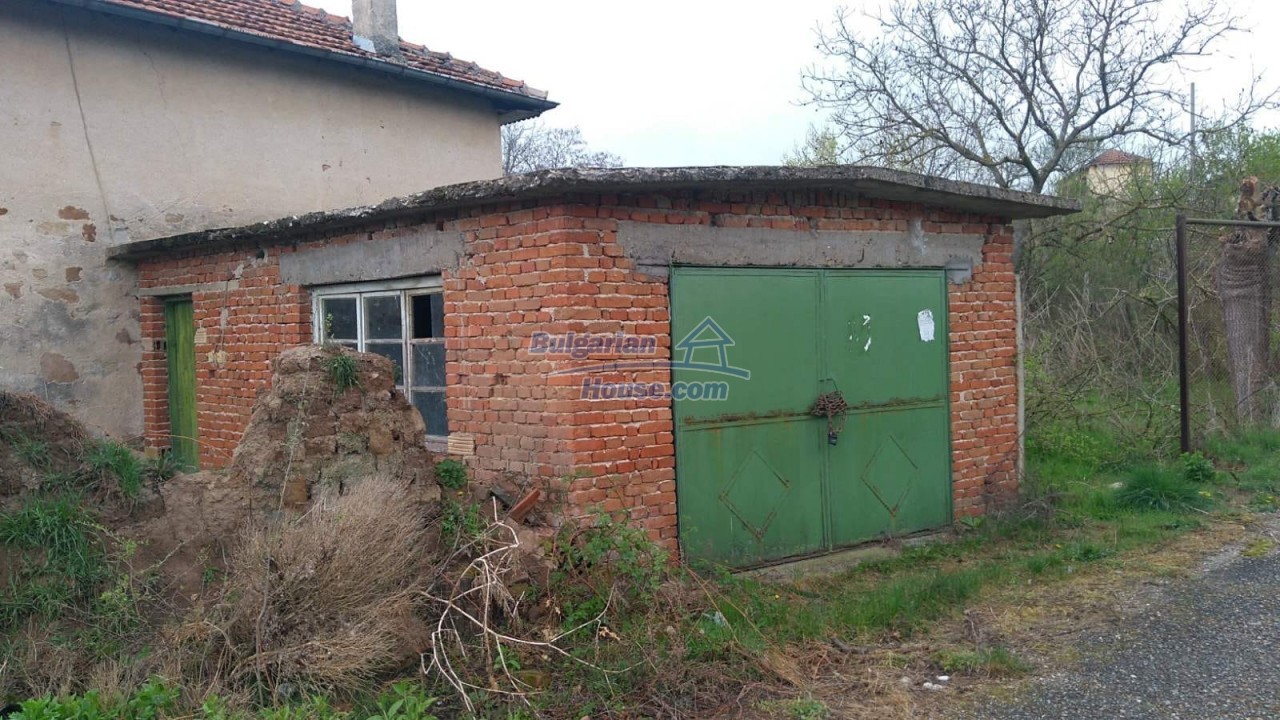13929:9 - House between Plovdiv and Stara Zagora with 4950 sq.m garden