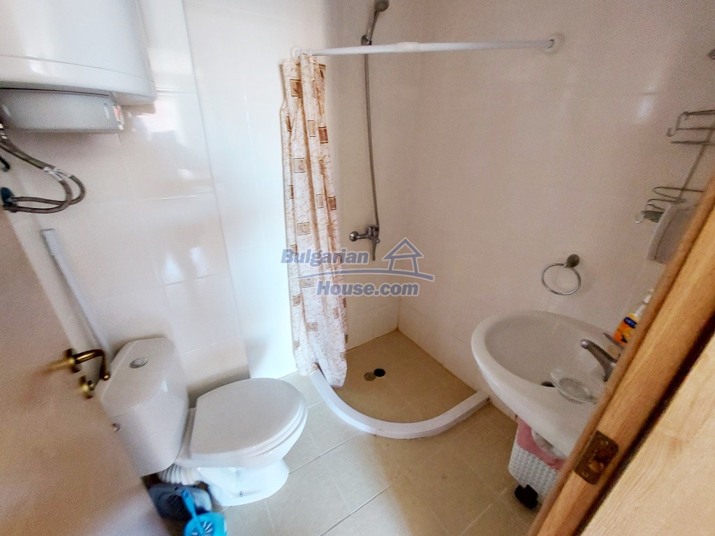 12897:26 -  Furnished studio apartment for sale at BARGAIN price 