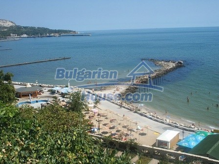 14004:1 - One-story furnished house with 3 bedrooms 5min. to Balchik