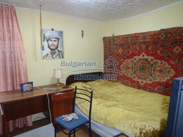 14037:13 - Rural Bulgarian house in good condition 70 km to Burgas, Bolyaro