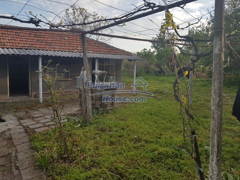 14040:24 - Rural Bulgarian property 46 km from Stara Zagora with big garden
