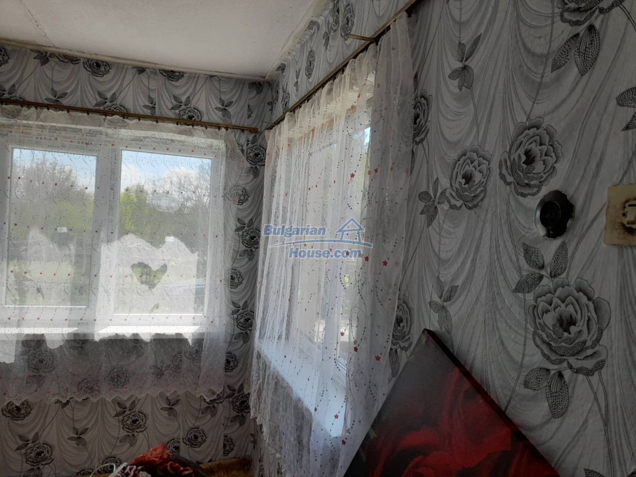 14162:9 - Cheap property for sale  in a village near Dobrich!Hot offer!