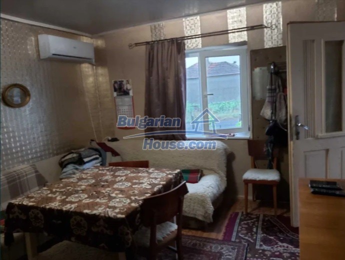 14306:9 - Bulgarian property in good condition 35 km from Dobrich city
