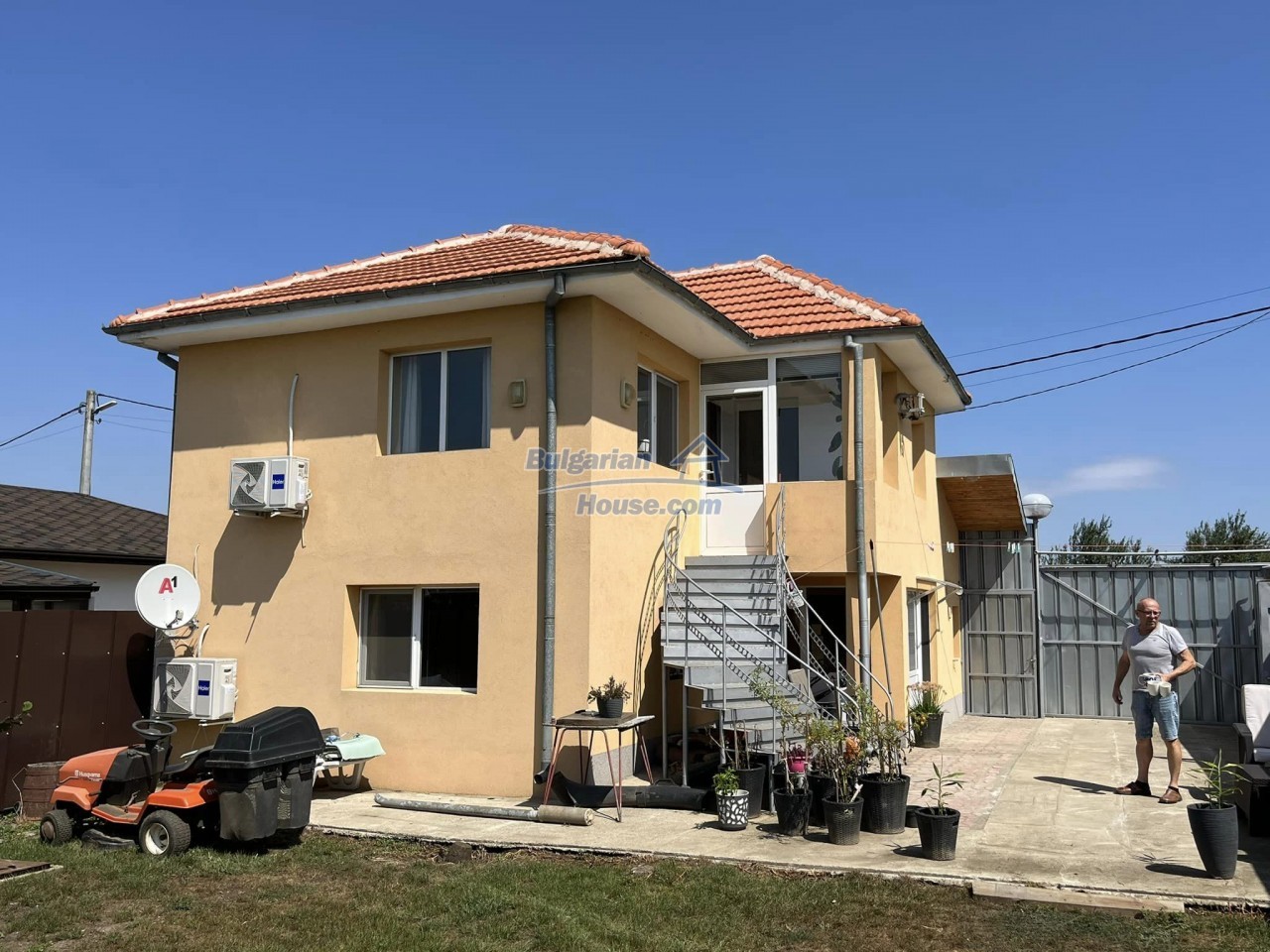 14330:59 - Newly built 3 bed house in Sokolovo 7km to Balchik and teh SEA