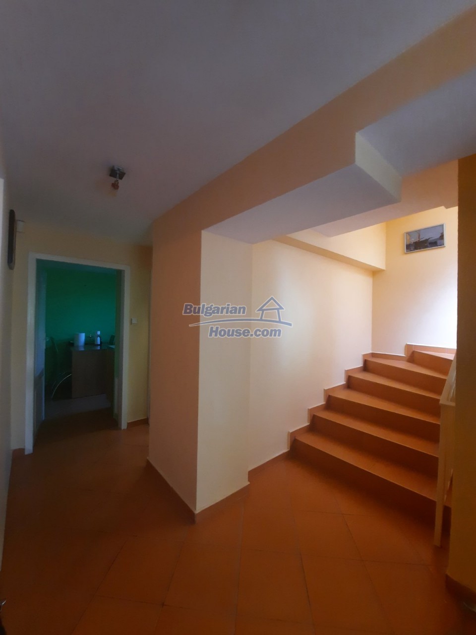 14345:36 - A three -storey house with 6 bedrooms BALCHIK