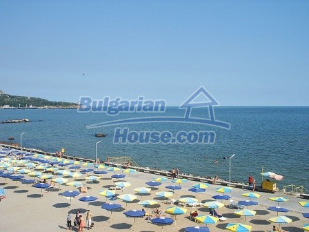 14327:51 - 3 bedroom Bulgarian house 15 min to the sea and Balchik