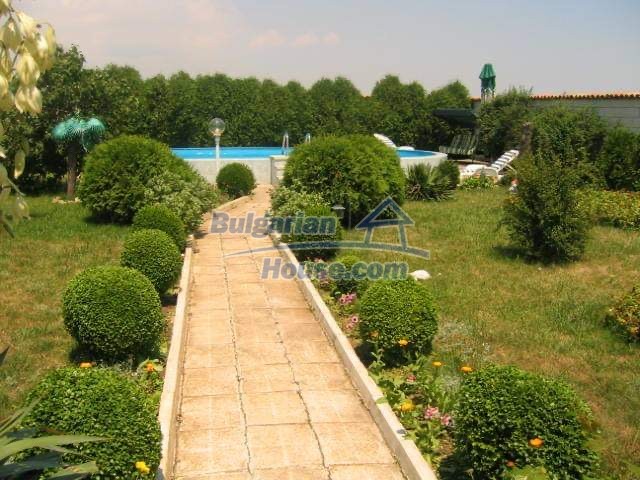 14417:5 - Two-storey house with pool and WELL near Balchik 