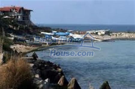 14531:26 - A cheap house with a large yard, 18 km from the sea