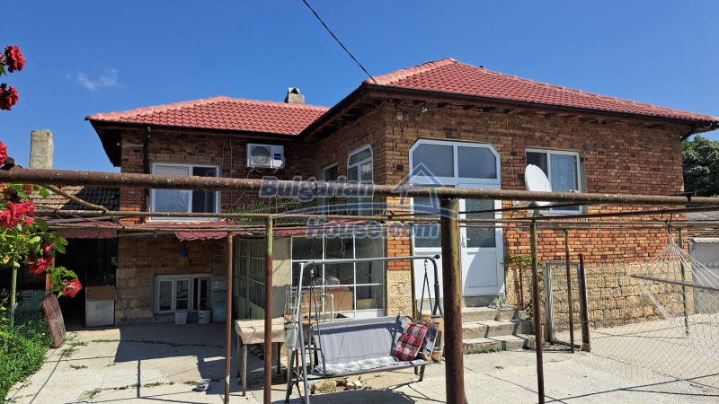 14022:31 - BULGARIAN renovated house with yard 3263 sq.m. 60km to  Varna