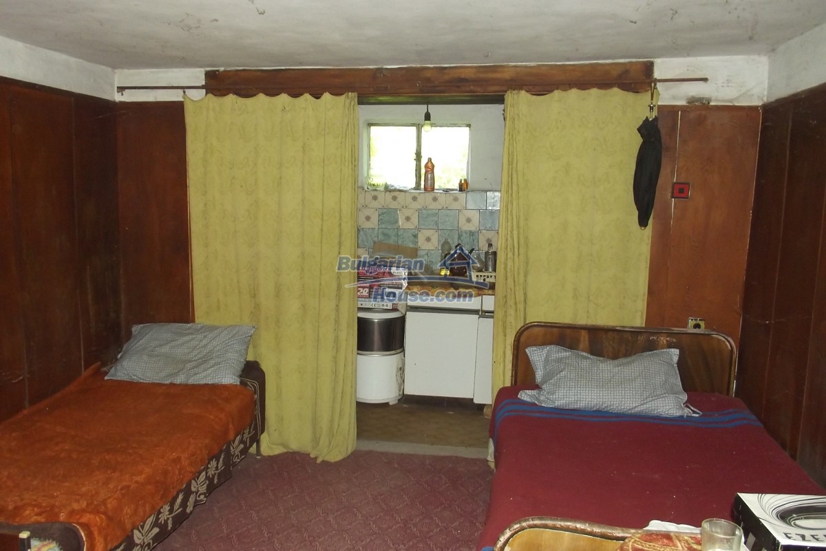14579:9 - Cheap Bulgarian house for sale 100 km from Sofia , Vratsa region