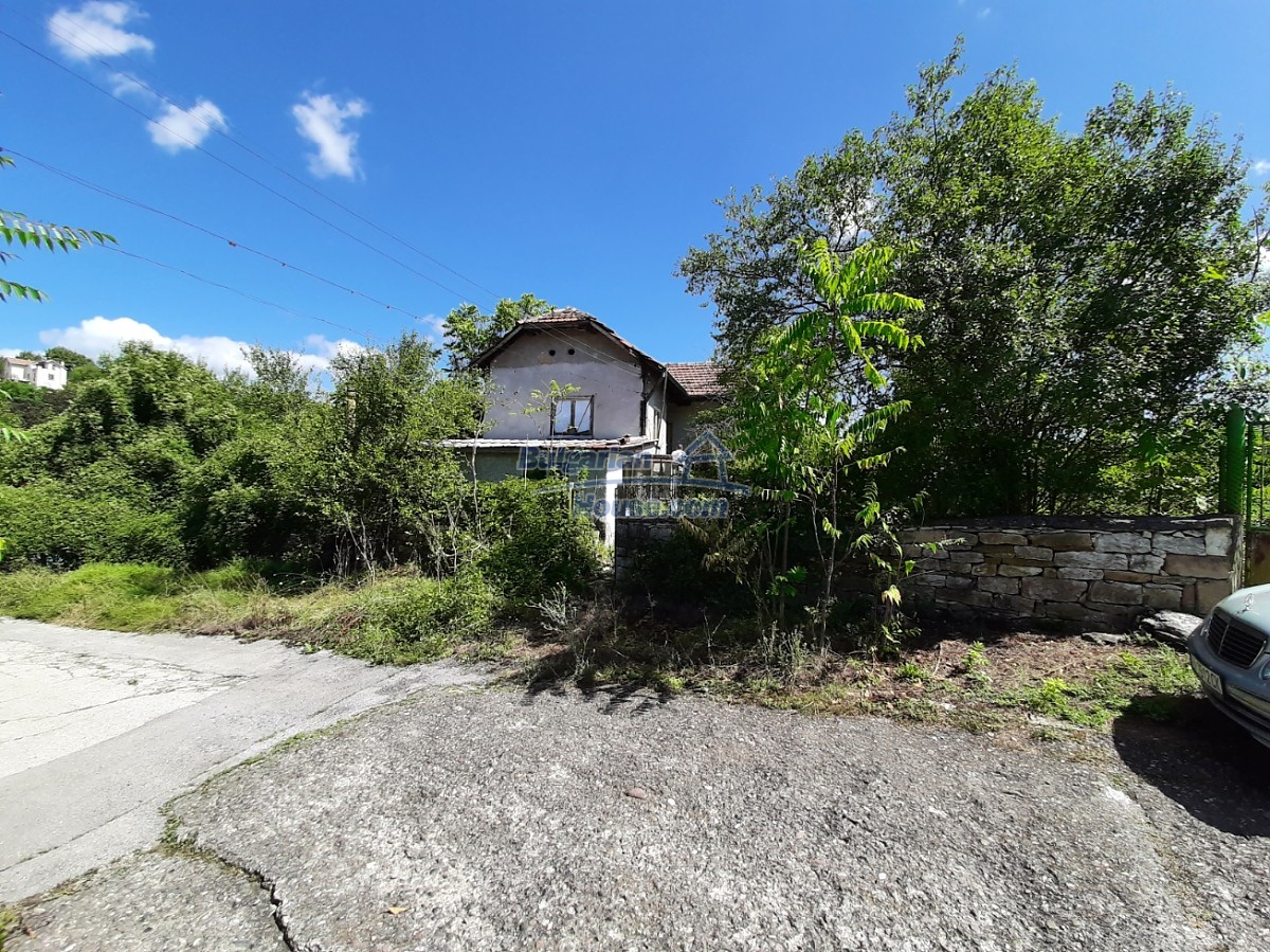 14579:6 - Cheap Bulgarian house for sale 100 km from Sofia , Vratsa region