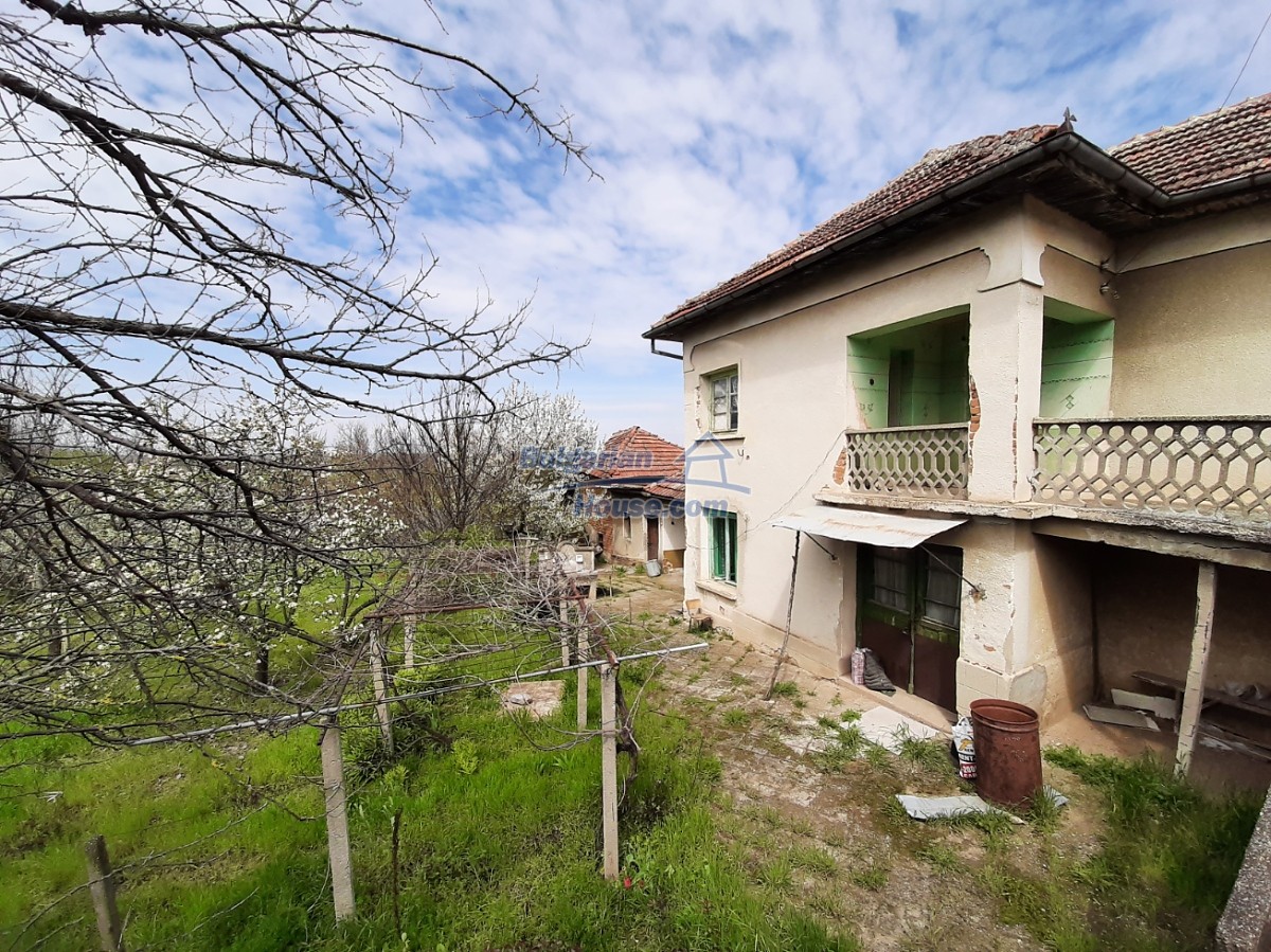 14594:15 - Bulgarian house in a few minutes to Danube river, Vratsa region