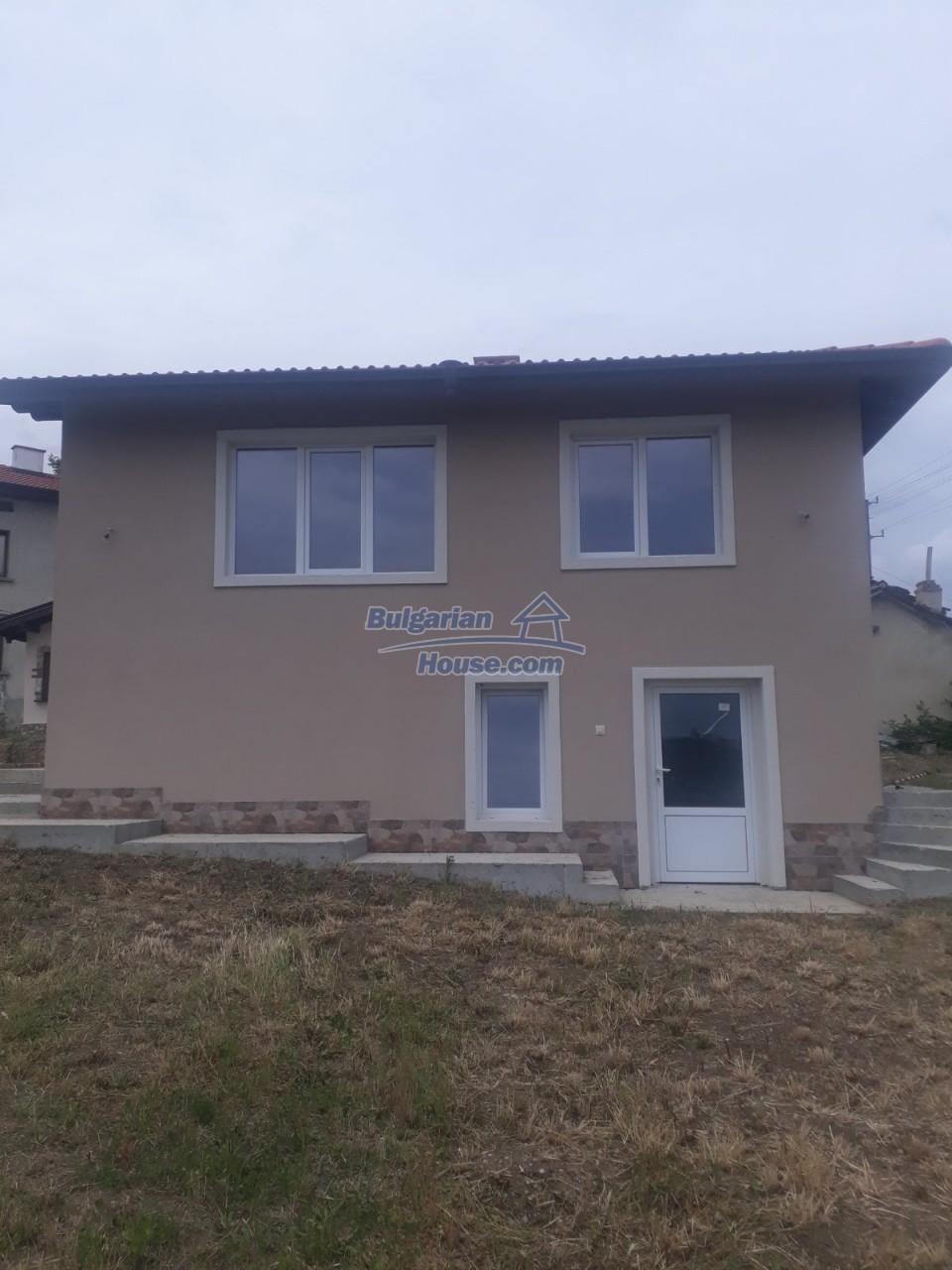14652:30 - Renovated one-story house 45 km from Varna
