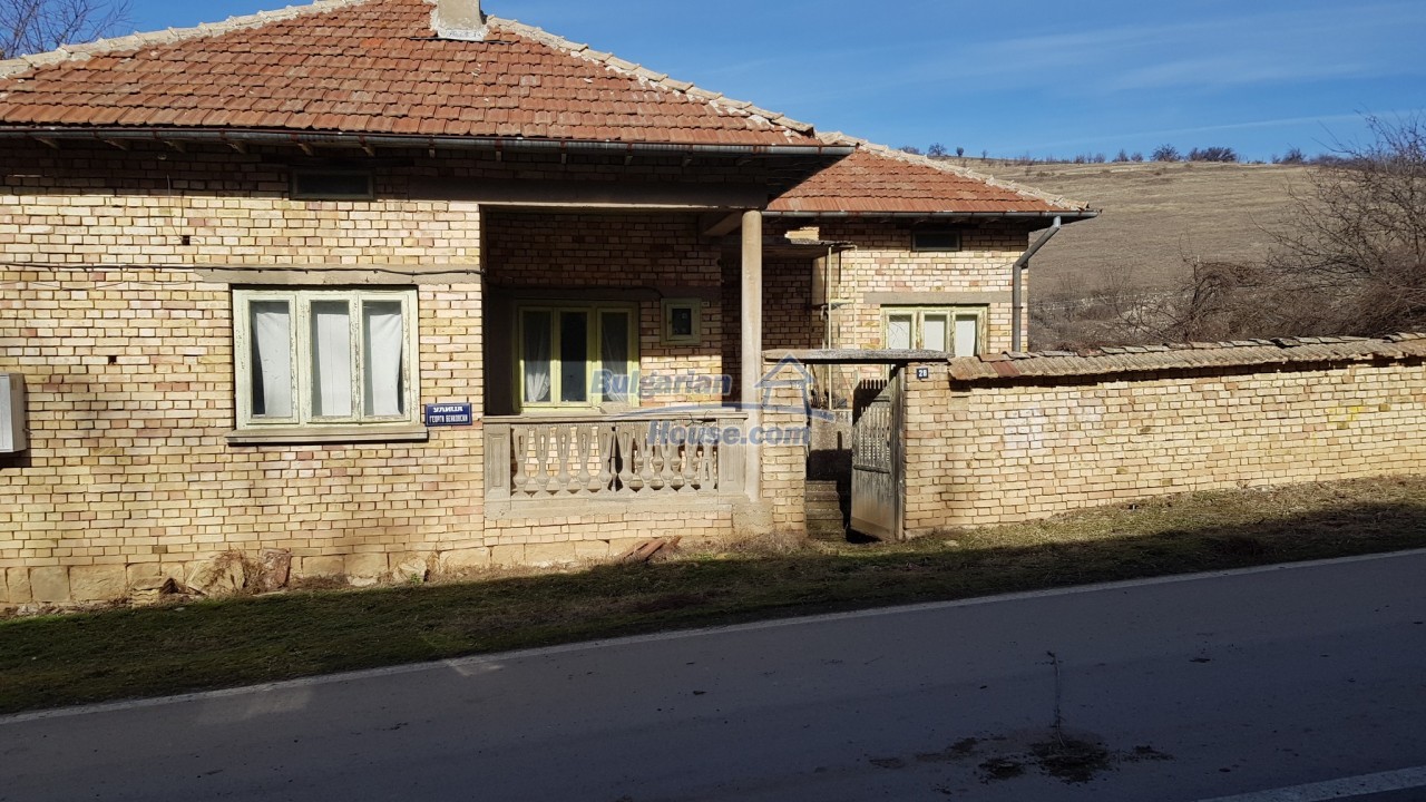 14709:1 - CHEAP bulgarian house for sale in Osikovo, Popovo