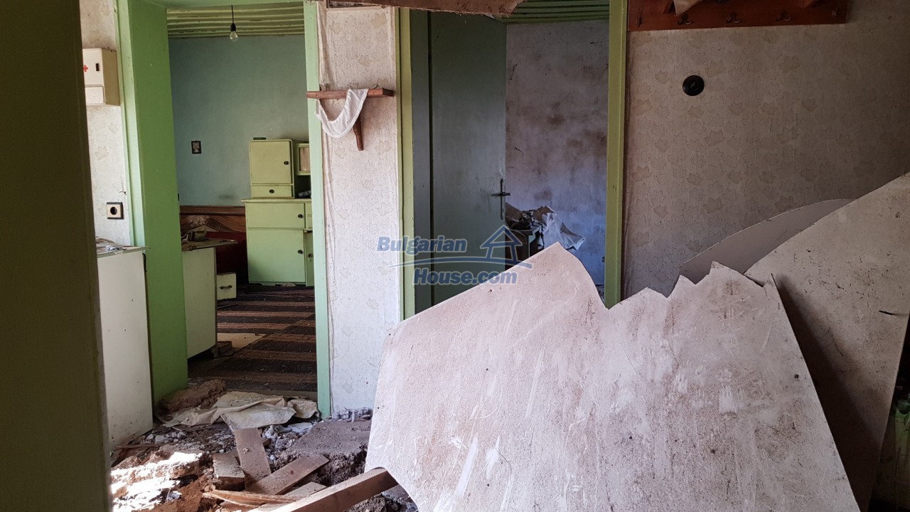 14709:34 - CHEAP bulgarian house for sale in Osikovo, Popovo