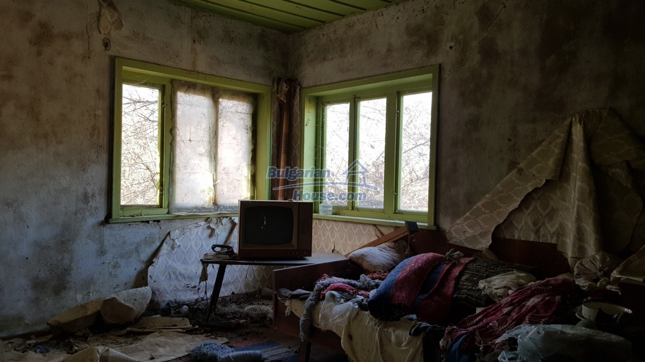 14709:35 - CHEAP bulgarian house for sale in Osikovo, Popovo