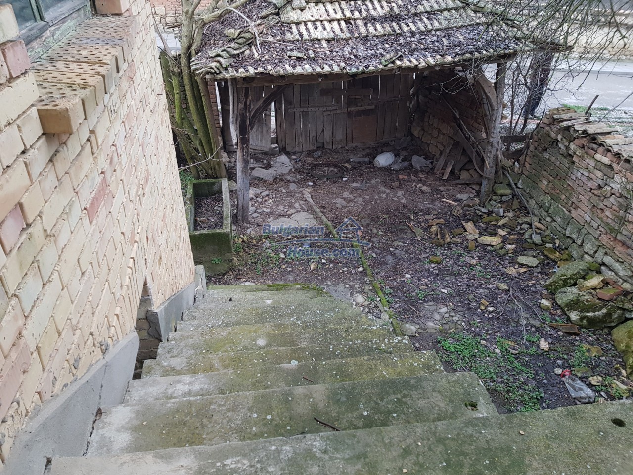 14712:15 - CHEAP PROPERTY House project in Liublen Popovo area